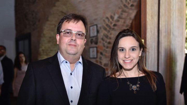 André Torres e Paula Azevedo participaram da comemoração dos 43 anos da ADEMI-BA
